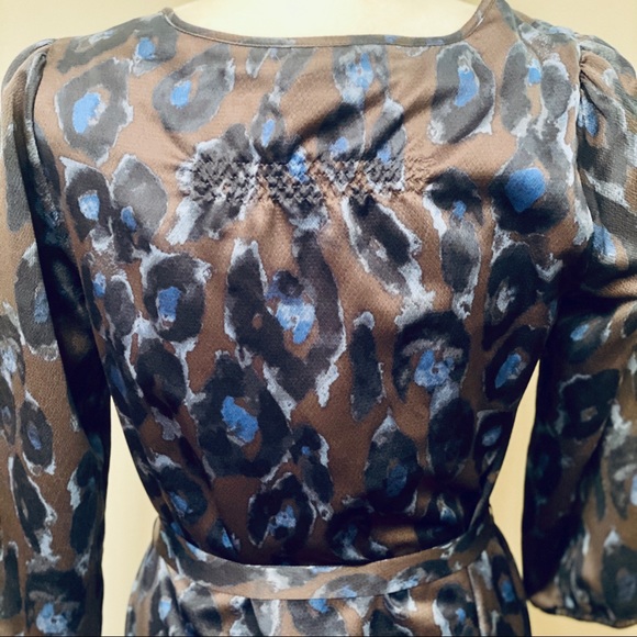 EXPRESS Leopard Dress - Picture 7 of 9